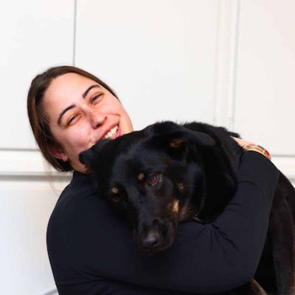 Meet your Posher, Julia